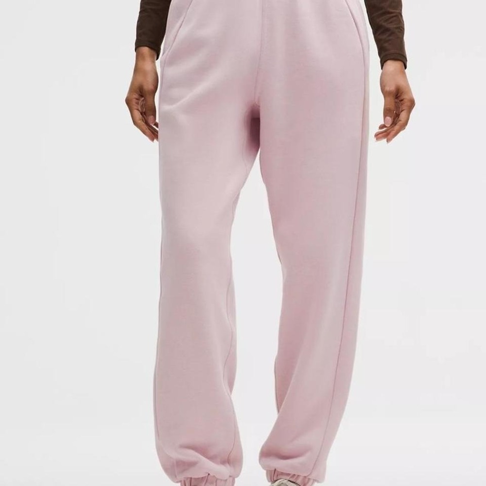 Lululemon‎ Scuba Mid-Rise Oversized Jogger Regular in porcelain pink size large